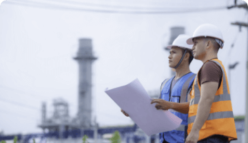 two-engineer-working-power-plantwork-together-happilyhelp-each-other-analyze-problemconsult-about-development-guidelines-article